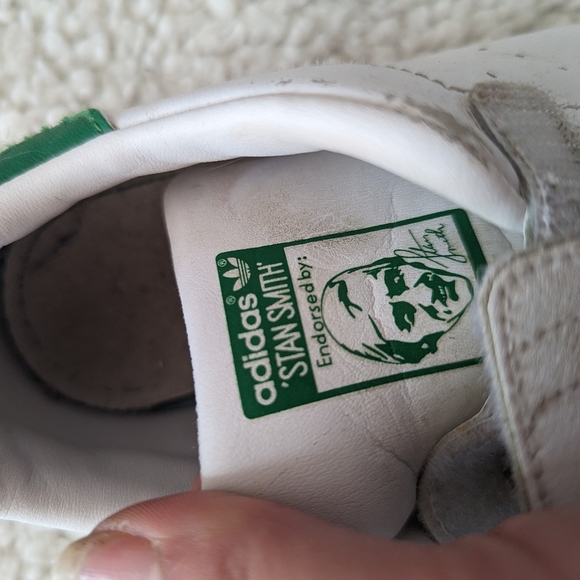Iconic Adidas Originals Stan Smith Sneakers - Picture 2 of 7